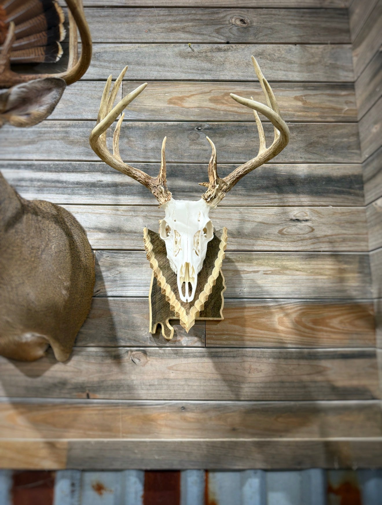 Alabama Wall Pedestal