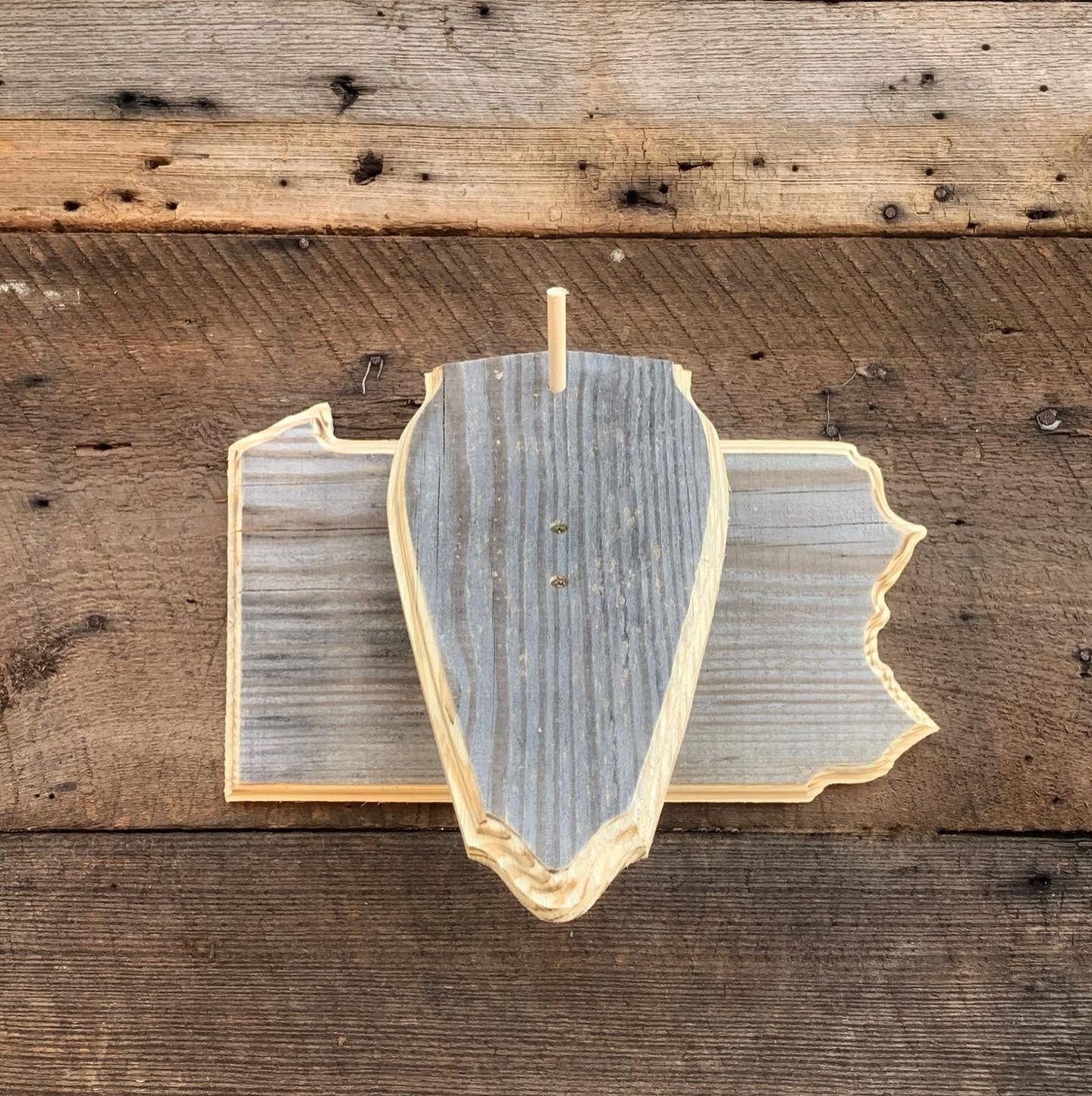 Pennsylvania Arrowhead Wall Pedestal