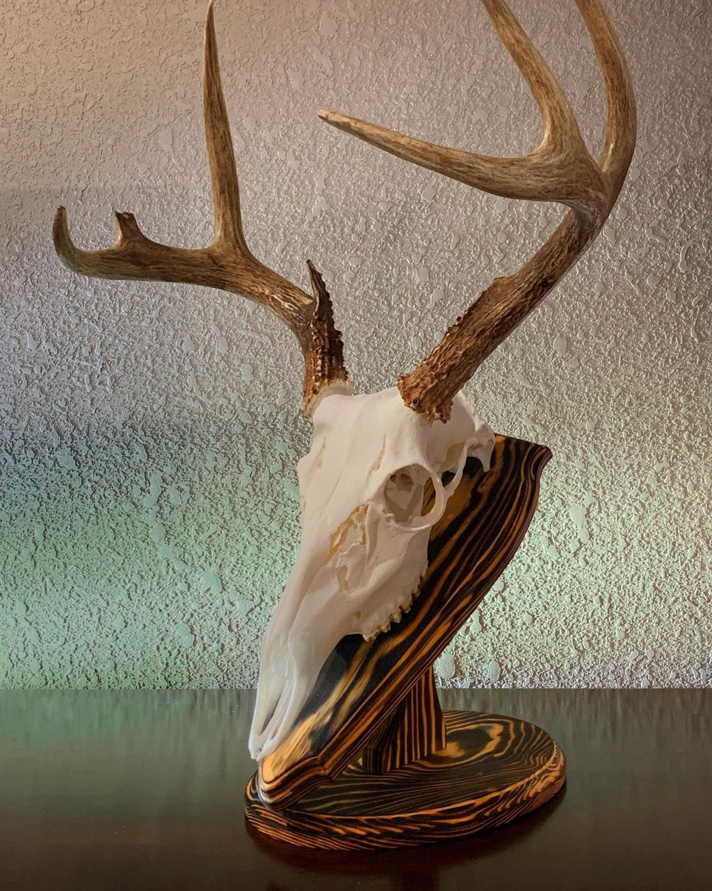 Oval Tabletop Pedestal