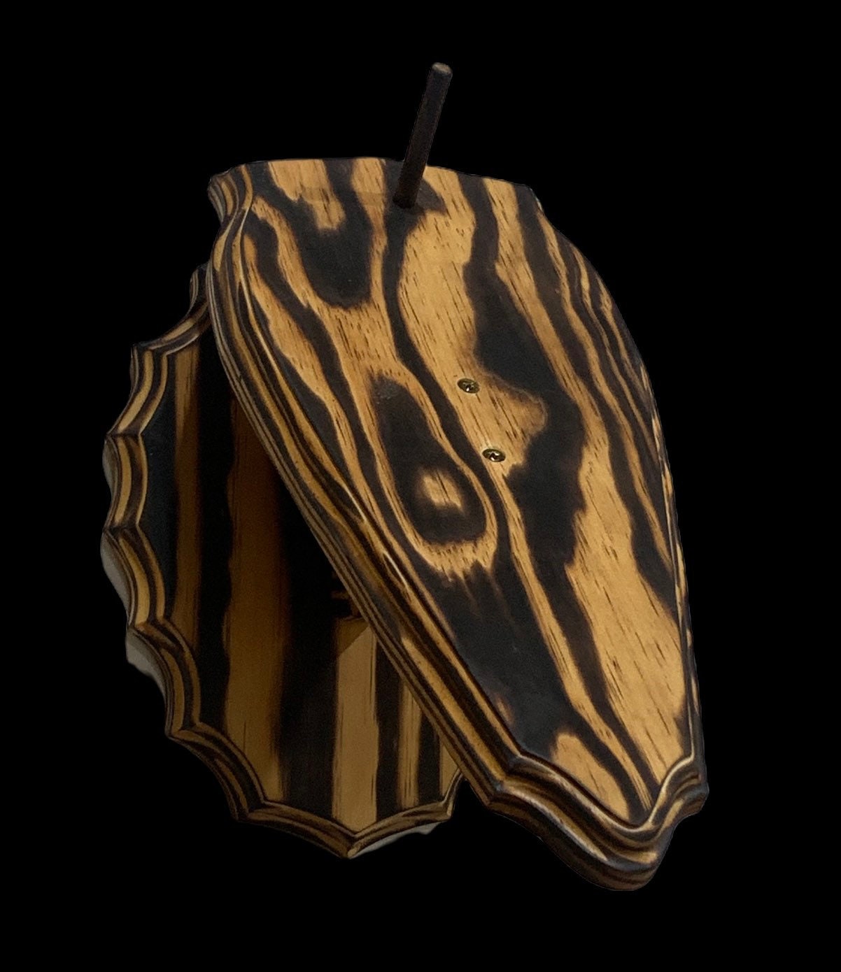 Pointy Oval Wall Pedestal