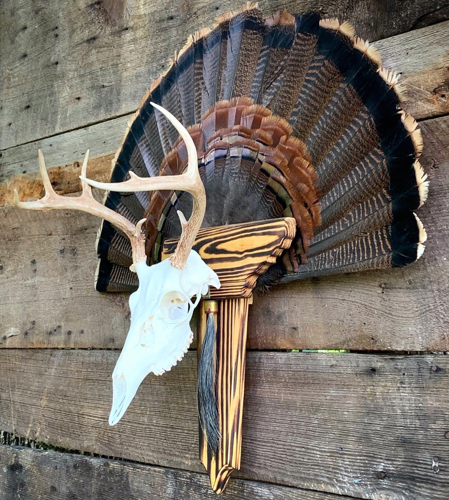 State Plaque with Skull Hanger